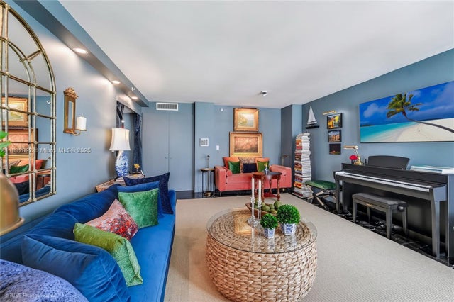 4 of 25 - 2555 Collins Ave Ph114, Miami Beach, FL