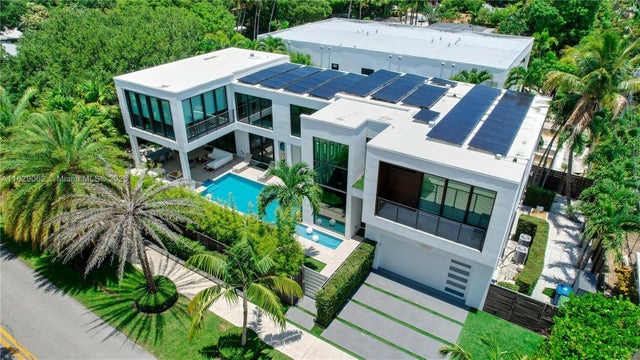 1 of 78 - 1600 Ne 6 St, Fort Lauderdale, FL