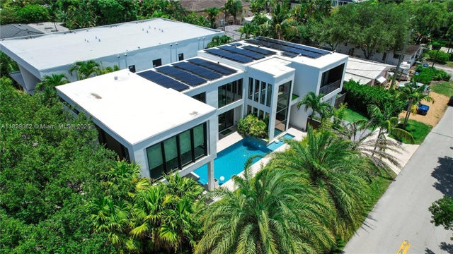 2 of 78 - 1600 Ne 6 St, Fort Lauderdale, FL