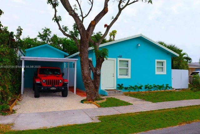 1 of 20 - 214 Sw 2nd Ter, Dania Beach, FL