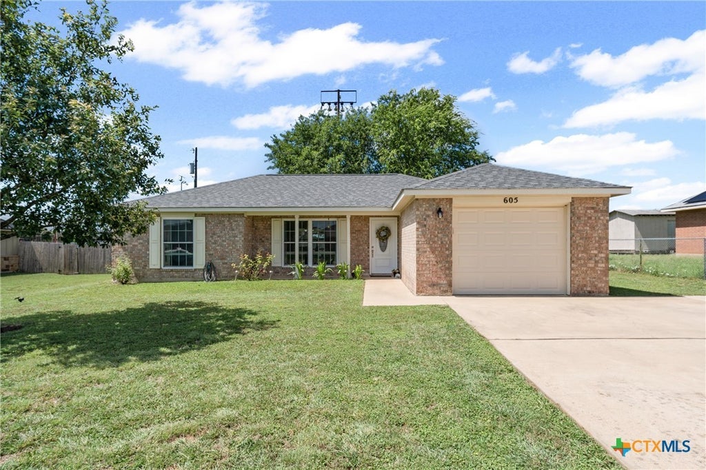 605 Aikman Drive, Troy