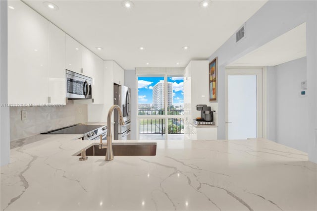 3 of 50 - 521 N Riverside Dr 707, Pompano Beach, FL