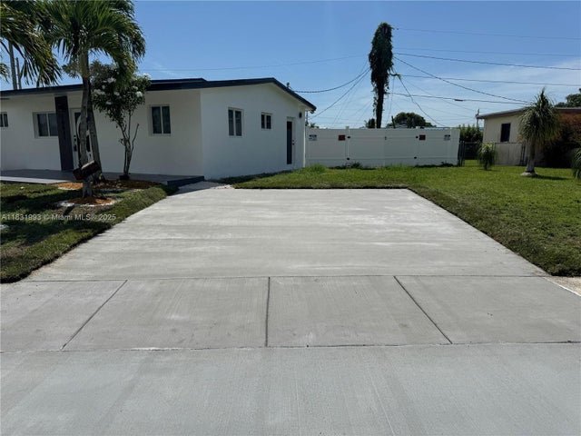 5 of 61 - 14621 Sw 106th Ave, Miami, FL