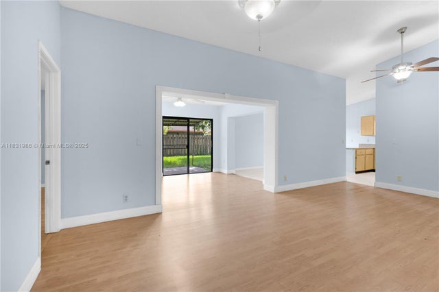 4 of 34 - 3160 Nw 108th Ter, Sunrise, FL