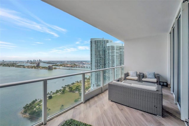2 of 53 - 2020 N Bayshore Dr 3408, Miami, FL