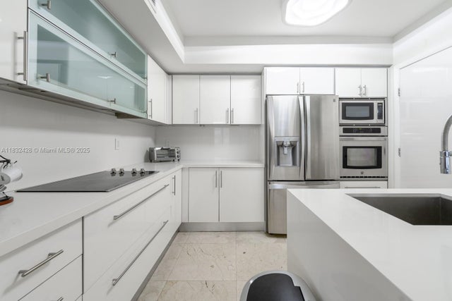 4 of 61 - 18911 Collins Ave 2002, Sunny Isles Beach, FL