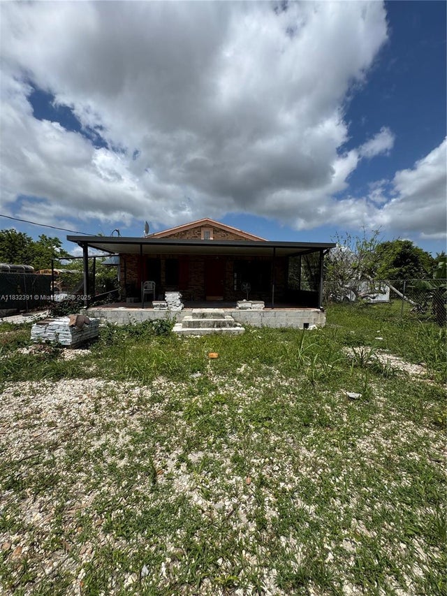 2 of 9 - 23100 Sw 123rd Ave, Miami, FL