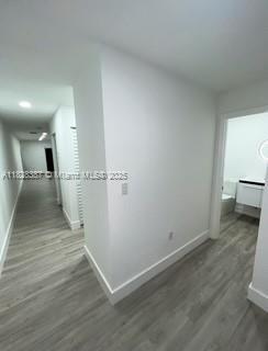 4 of 24 - 976 N 18th Ct, Hollywood, FL