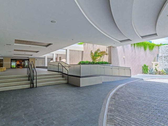 4 of 29 - 2301 Collins Ave 1631, Miami Beach, FL