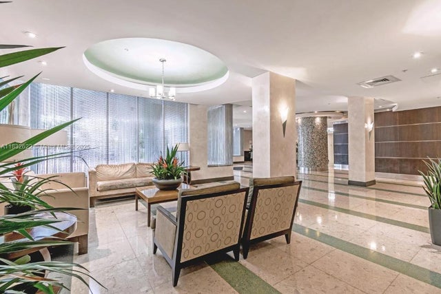 4 of 24 - 3801 S Ocean Dr 8x, Hollywood, FL