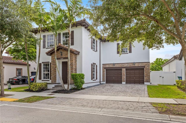 1 of 37 - 9037 Sw 170th Pl, Miami, FL