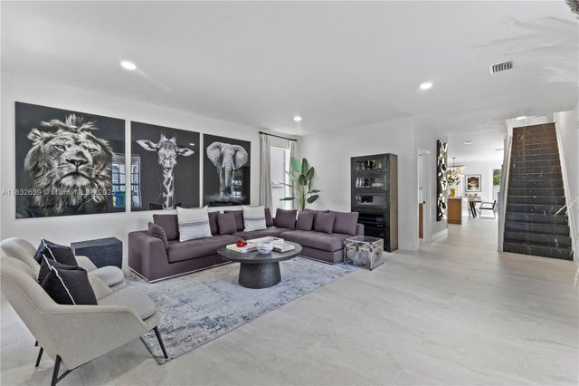 3 of 37 - 9037 Sw 170th Pl, Miami, FL