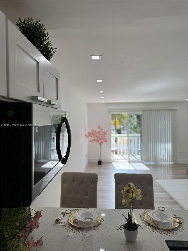 3 of 19 - 15201 Ne 6th Ave C210, Miami, FL