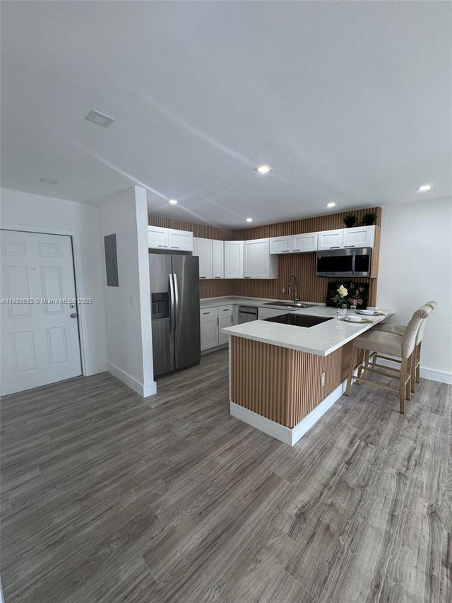 5 of 19 - 15201 Ne 6th Ave C210, Miami, FL