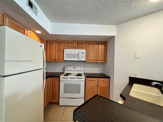 3 of 14 - 1401 Village Blvd 717, West Palm Beach, FL