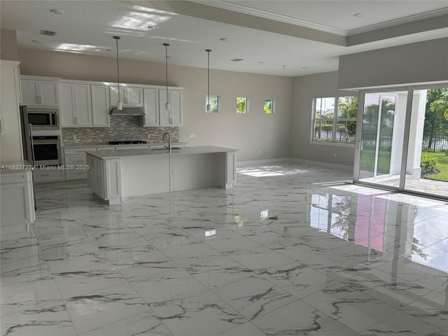 3 of 12 - 10904 Stellar Cir, Palm Beach Gardens, FL