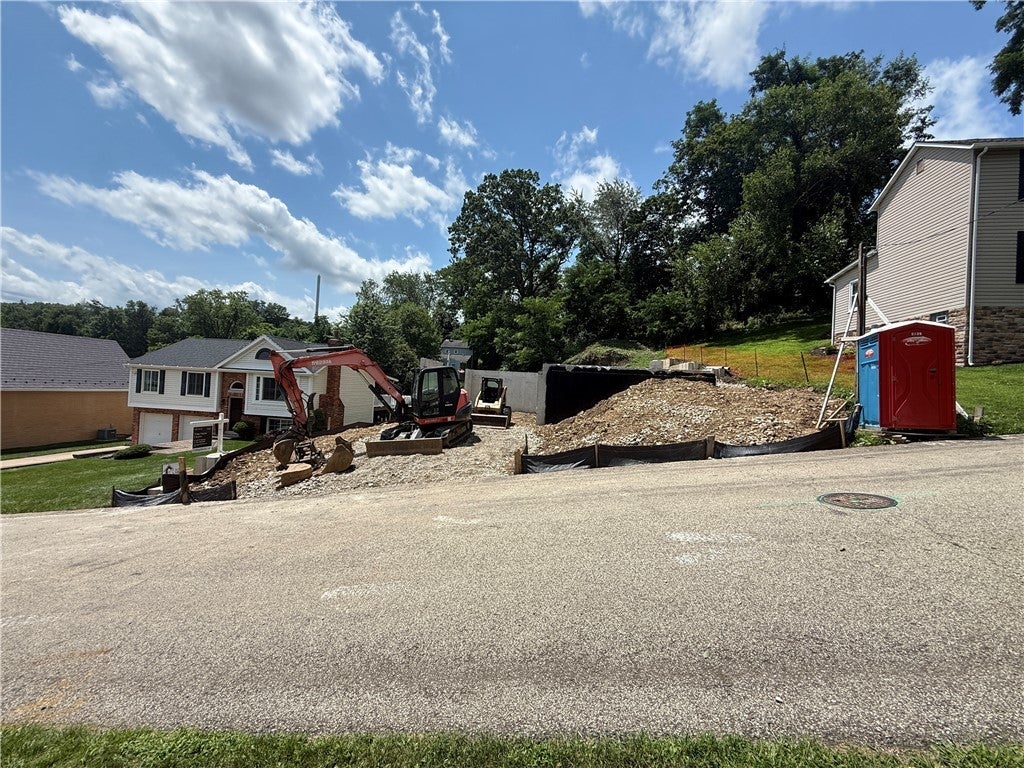 815 Rosemont Avenue, Shaler