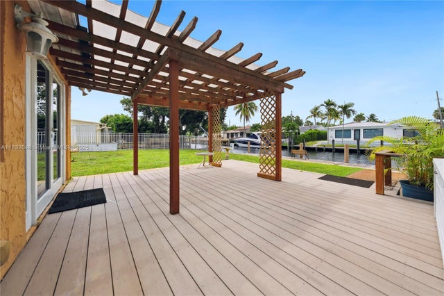 3 of 38 - 1328 Mango Isle, Fort Lauderdale, FL