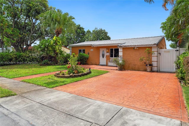 4 of 38 - 1328 Mango Isle, Fort Lauderdale, FL