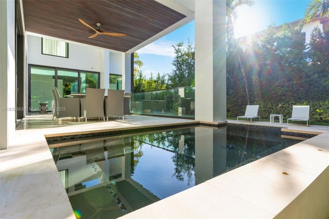 5 of 56 - 124 Park Dr, Bal Harbour, FL