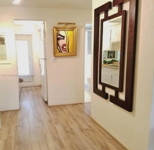 2 of 5 - 1050 Pennsylvania Ave 12-a, Miami Beach, FL
