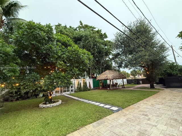 3 of 28 - 5838 Madison St, Hollywood, FL