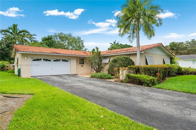 2 of 23 - 9640 Sw 72nd Ct, Pinecrest, FL