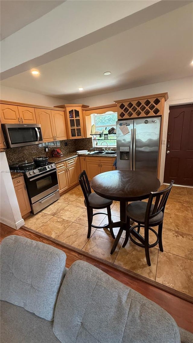 5 of 16 - 110 Sw 64th Ct, Miami, FL