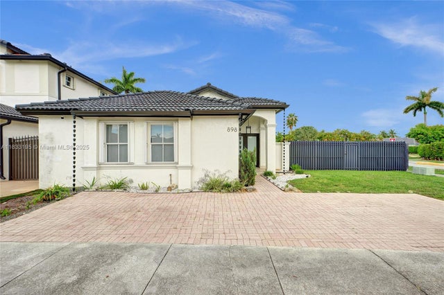 3 of 63 - 898 Nw 131st Ave, Miami, FL