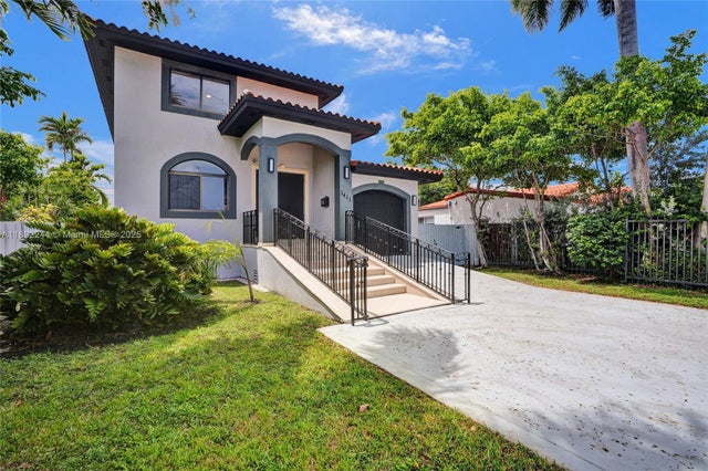 3 of 29 - 1411 Normandy Dr, Miami Beach, FL