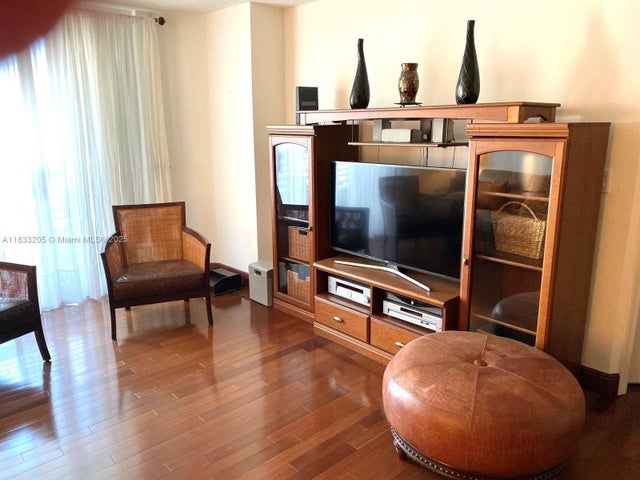 3 of 17 - 3530 Mystic Pointe Dr 1208, Aventura, FL