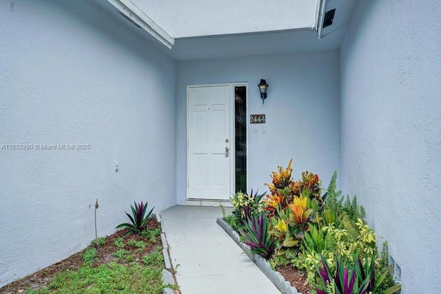 3 of 20 - 2444 Raleigh St, Hollywood, FL