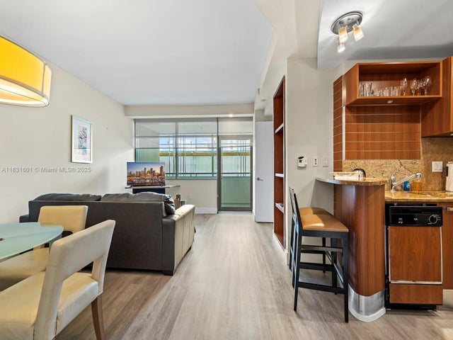 3 of 22 - 1395 Brickell Ave 3310, Miami, FL