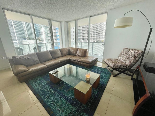 1155 Brickell Bay Dr 1401, Miami