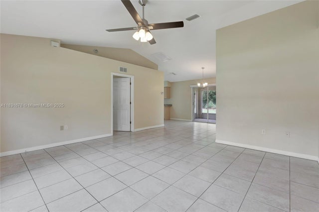 3 of 39 - 2714 Valerie Blvd, Sebring, FL