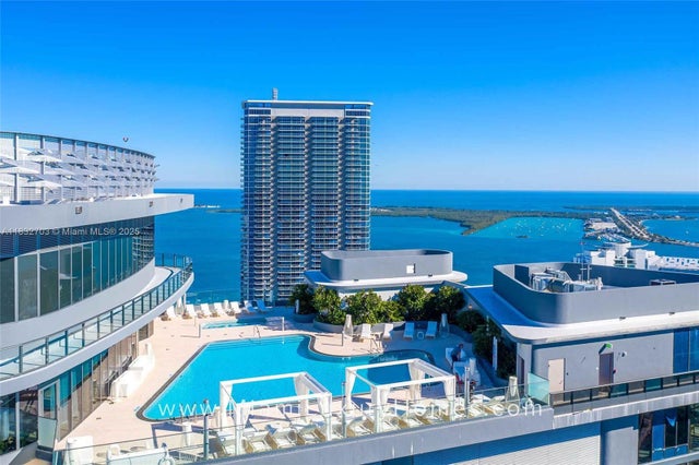 3 of 16 - 1000 Brickell Plz 3703, Miami, FL