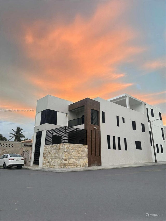 1 of 35 - Calle 90 No 140 X 25 Y 27, Progreso, 