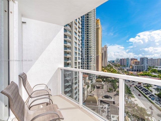 4 of 28 - 18001 Collins Ave 1416-1417-1418, Sunny Isles Beach, FL