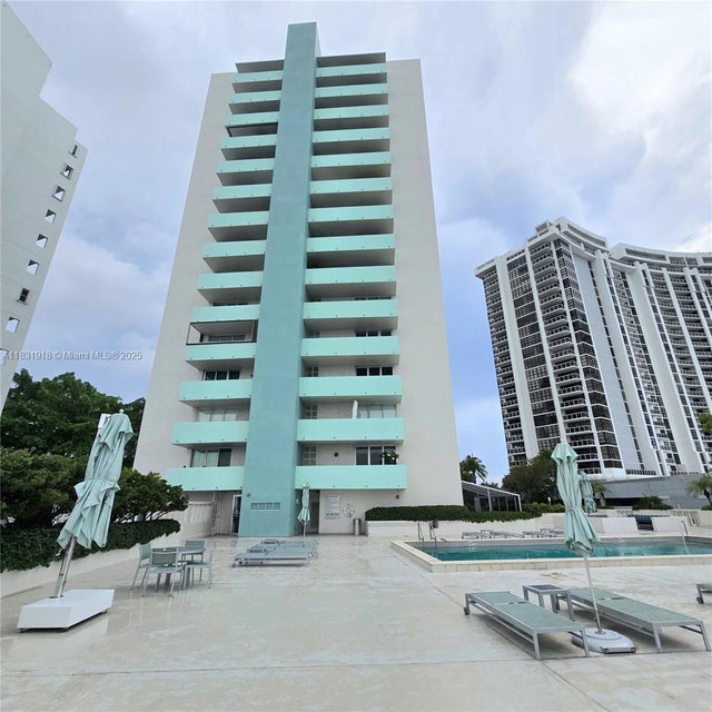 1 of 34 - 5 Island Ave 5a, Miami Beach, FL
