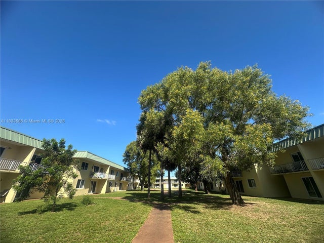 1 of 24 - 505 Nw 177th St 139, Miami Gardens, FL
