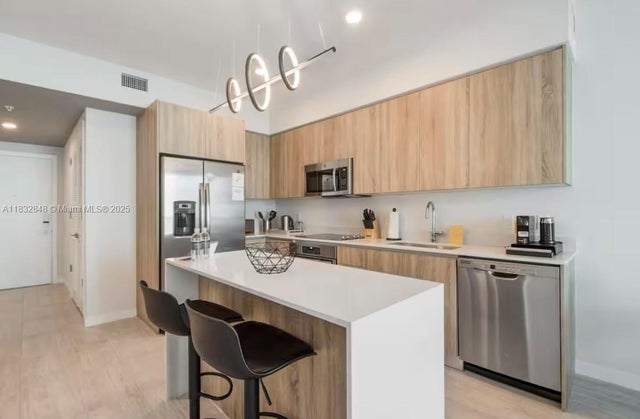 4 of 7 - 3900 Biscayne Blvd S-1020, Miami, FL