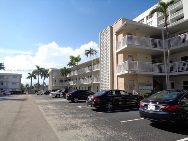 3 of 76 - 3127 S Ocean Dr 120, Hallandale Beach, FL