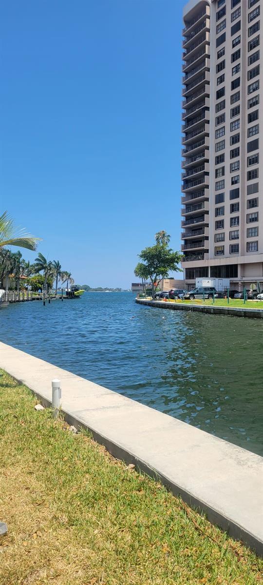 3 of 12 - 1750 Ne 115th St 608, Miami, FL