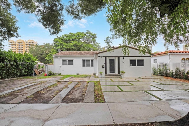 1 of 15 - 104 Sw 40th Ave, Miami, FL
