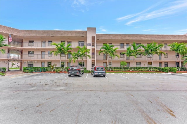 2 of 43 - 10304 Sunrise Lakes Blvd 209, Sunrise, FL