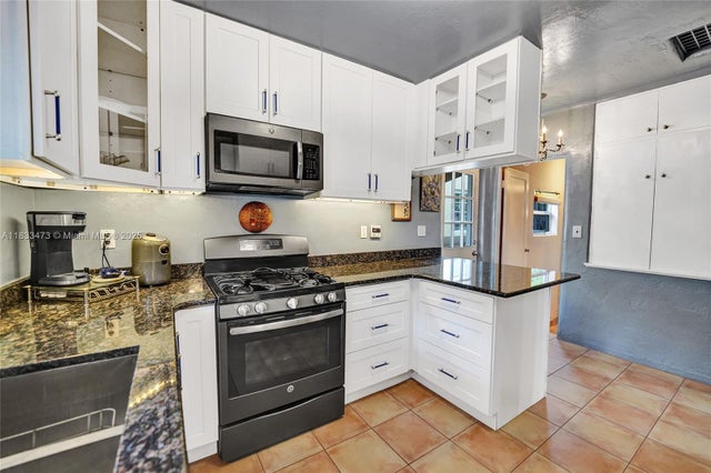 2 of 49 - 1340 Jackson St, Hollywood, FL