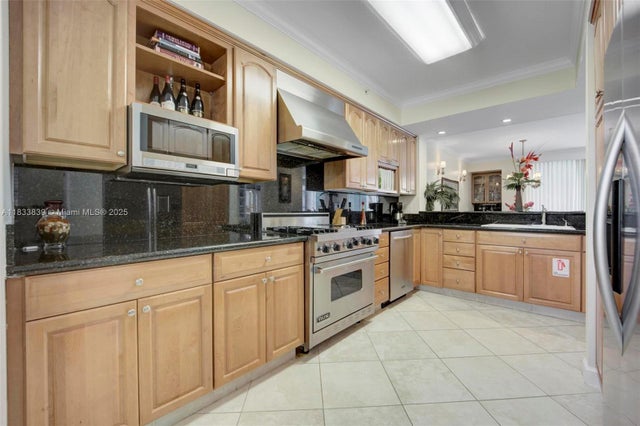 2 of 25 - 101 Gulfview Dr 116, Islamorada, FL