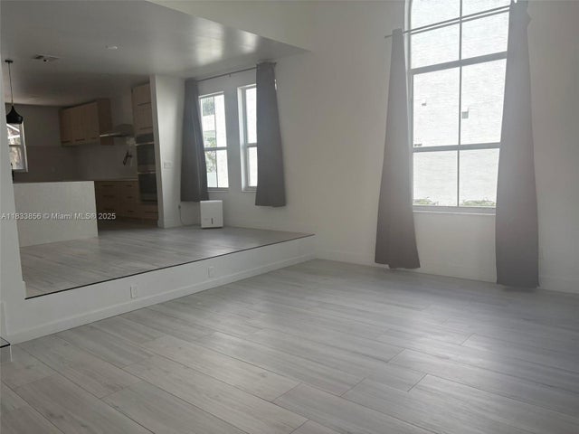 4 of 43 - 5052 Sw 167th Ave, Miramar, FL
