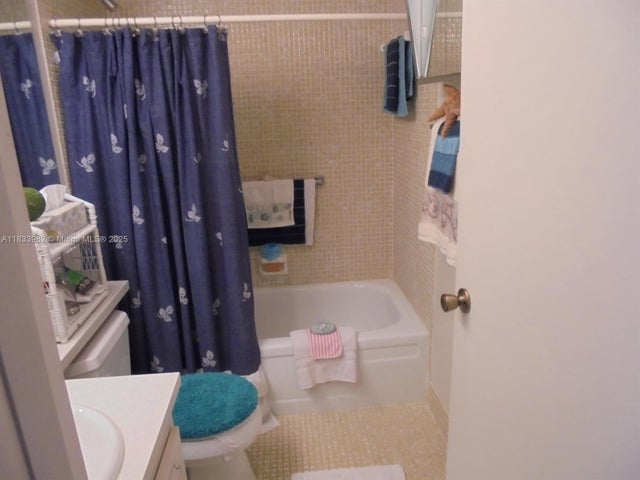 3 of 12 - 31 Fanshaw A 31a, Boca Raton, FL