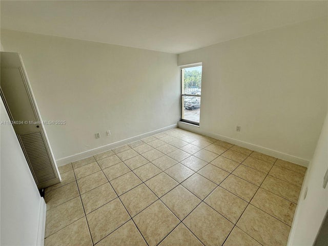 4 of 10 - 11925 Ne 2nd Ave B207, North Miami, FL